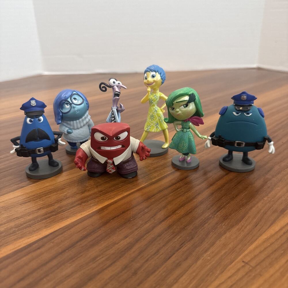 Disney Infinity 3.0 Inside Out Playset Lot 7-Disgust, Sadness, Joy, Anger, Cops